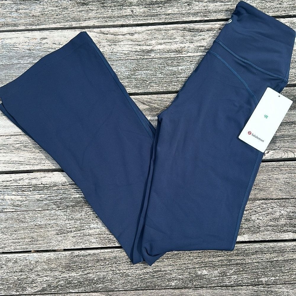 Lululemon Groove Super High Rise Flared Pant Nulu True Navy Blue Size 6 NWT